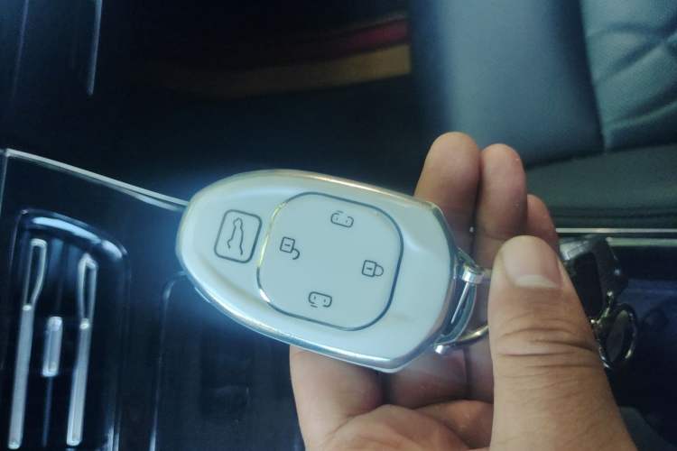 Used GAC Trumpchi M8 2024 Master Series 400T Ultimate Edition Vehicle Key