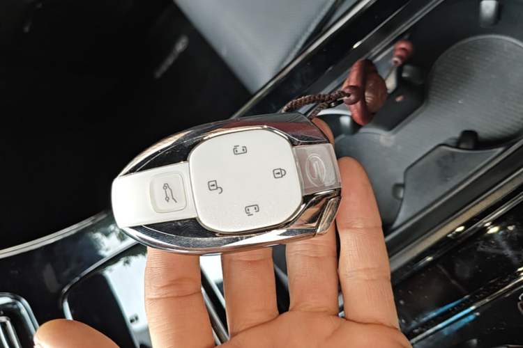 Used GAC Trumpchi M8 2024 Zongshi Series Dual-Motor Flagship Edition Vehicle Key