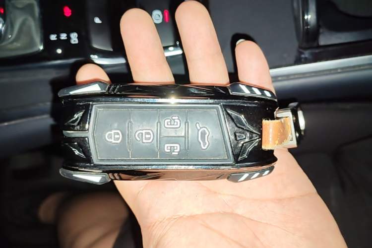 Used GAC Trumpchi M8 2024 Lingxiu Series 390T Deluxe Edition Vehicle Key