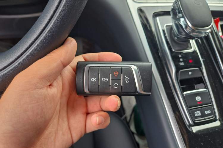 Used GAC Trumpchi M8 2024 Lingxiu Series 390T Luxury Edition Vehicle Key