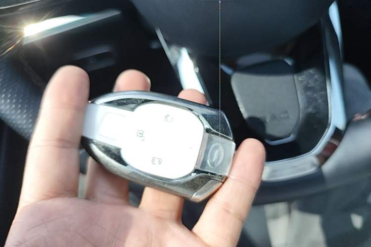 Used GAC Trumpchi M8 2024 Zongshi Series 400T Pioneer Edition Vehicle Key