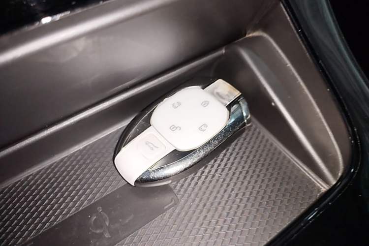 Used GAC Trumpchi M8 2024 Master Series 400T Ultimate Edition Vehicle Key