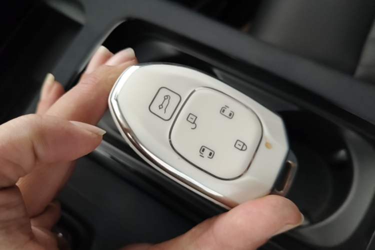 Used GAC Trumpchi M8 2024 Master Series 400T Ultimate Edition Vehicle Key