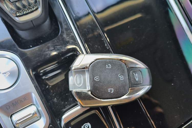 Used GAC Trumpchi M8 2024 Master Series 400T Prestige Edition Vehicle Key
