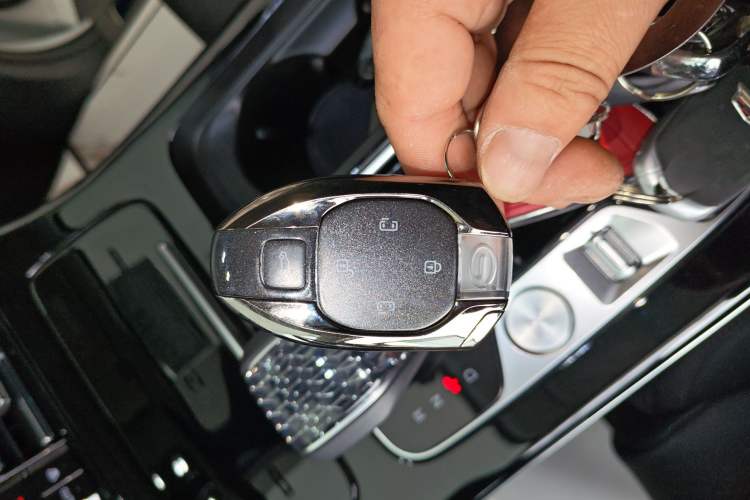 Used GAC Trumpchi M8 2024 Master Series 400T Ultimate Edition Vehicle Key