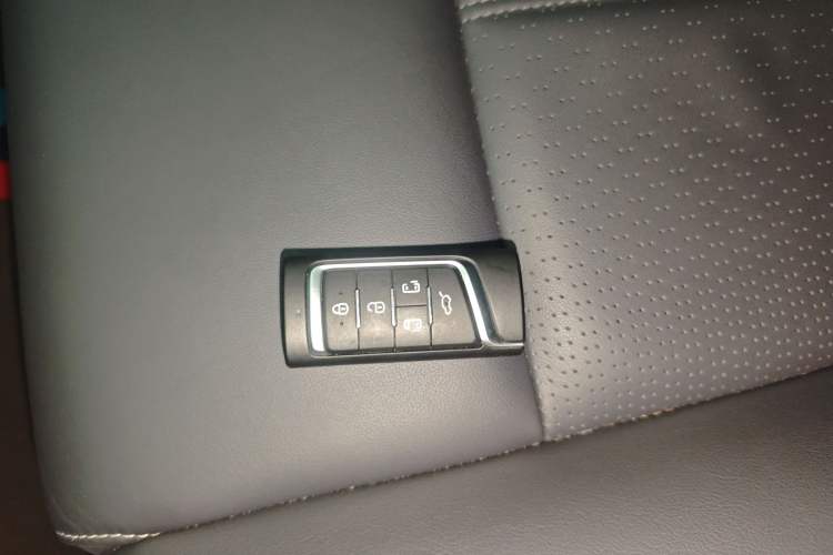 Used GAC Trumpchi M8 2024 Lingxiu Series 390T Deluxe Edition Vehicle Key