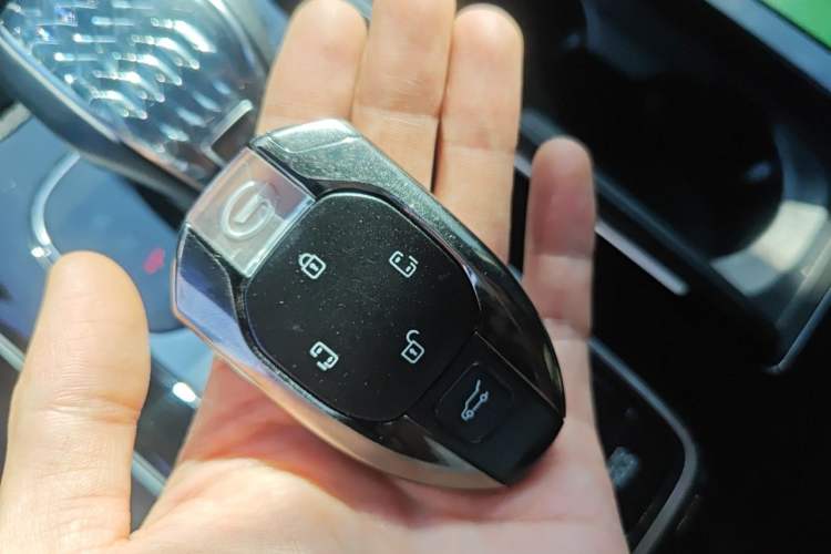 Used GAC Trumpchi M8 2024 Master Series 400T Prestige Edition Vehicle Key