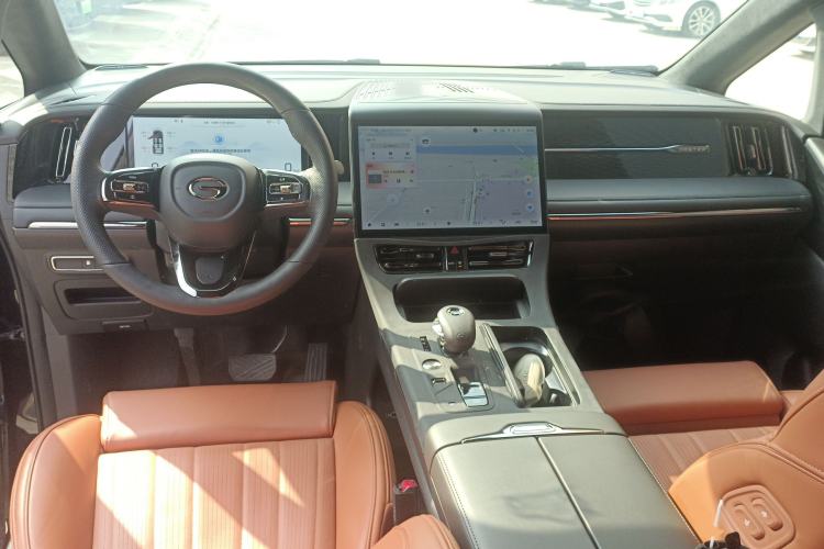 Used GAC Trumpchi M8 2025 Zongshi Series Super Hybrid Edition Center Console