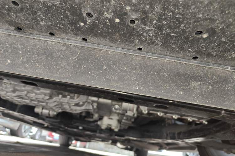 Used GAC Trumpchi M8 2025 Zongshi Series Super Hybrid Edition Chassis Front