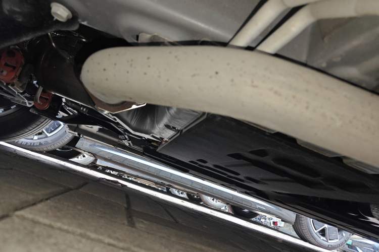 Used GAC Trumpchi M8 2025 Zongshi Series Super Hybrid Edition Chassis Front Left