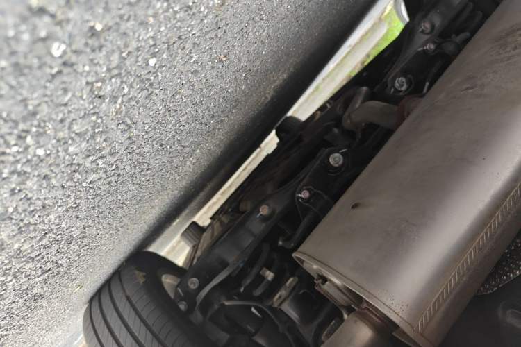 Used GAC Trumpchi M8 2025 Zongshi Series Super Hybrid Edition Chassis Rear Right