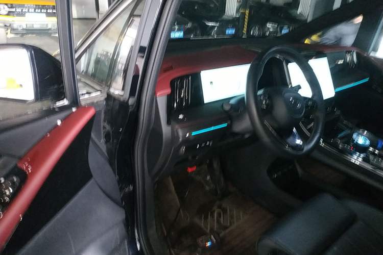 Used GAC Trumpchi M8 2025 Zongshi Series Super Hybrid Edition Driver Seat