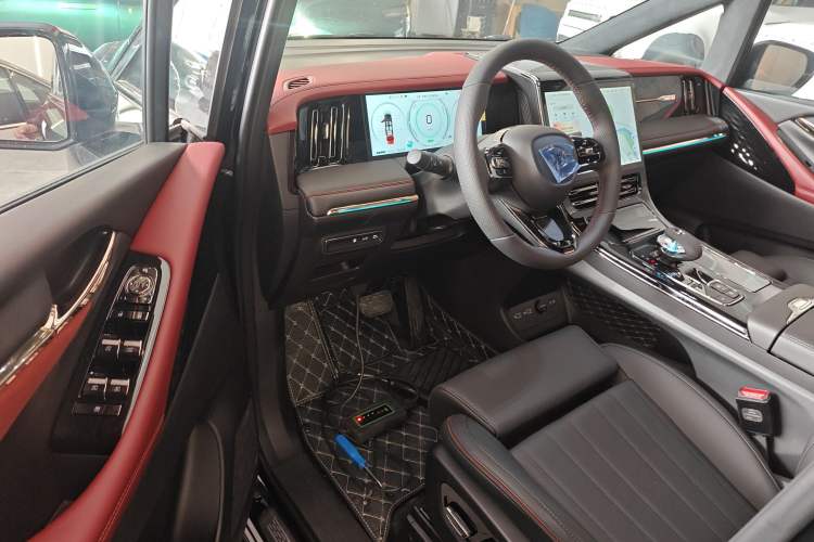 Used GAC Trumpchi M8 2025 Zongshi Series Super Hybrid Edition Driver Seat