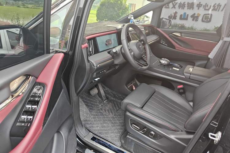 Used GAC Trumpchi M8 2025 Zongshi Series Super Hybrid Edition Driver Seat