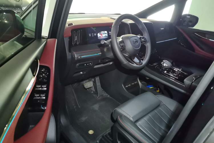 Used GAC Trumpchi M8 2025 Zongshi Series Super Hybrid Edition Driver Seat