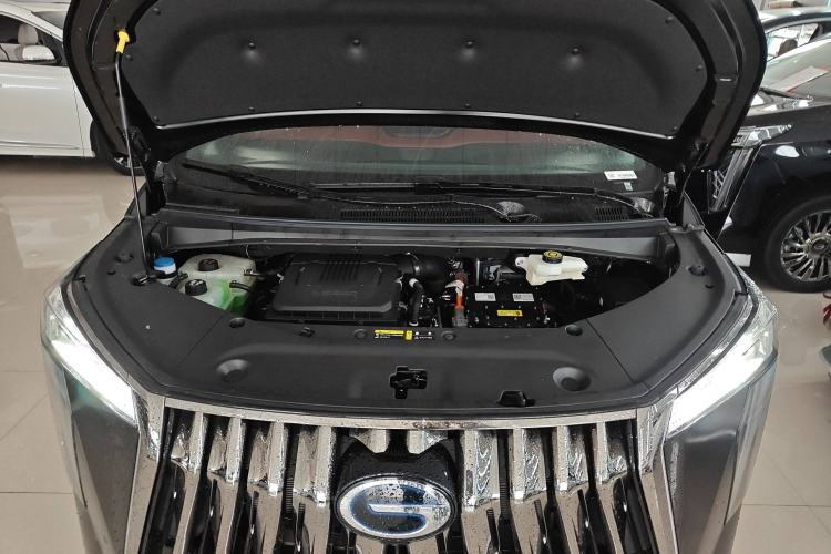 Used GAC Trumpchi M8 2025 Zongshi Series Super Hybrid Edition Engine Bay