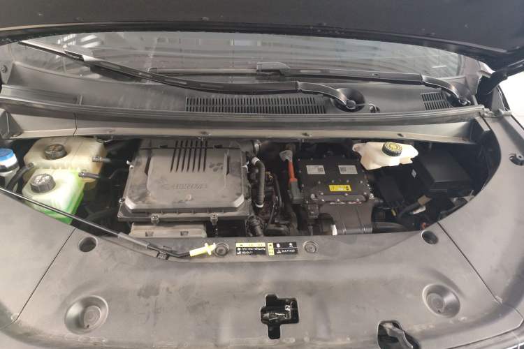 Used GAC Trumpchi M8 2025 Zongshi Series Super Hybrid Edition Engine Bay