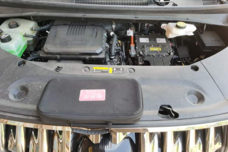 Used GAC Trumpchi M8 2025 Zongshi Series Super Hybrid Edition Engine Bay