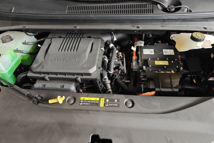 Used GAC Trumpchi M8 2025 Zongshi Series Super Hybrid Edition Engine Bay