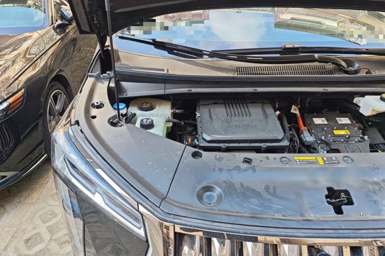 Used GAC Trumpchi M8 2025 Zongshi Series Super Hybrid Edition Engine Bay Right