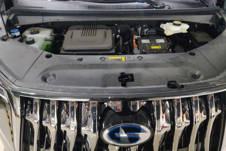 Used GAC Trumpchi M8 2025 Zongshi Series Super Hybrid Edition Engine Bay