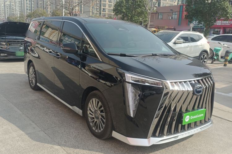 Used GAC Trumpchi M8 2025 Zongshi Series Super Hybrid Edition Front Right 45 Deg