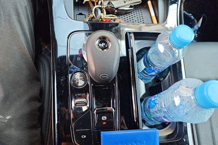 Used GAC Trumpchi M8 2025 Zongshi Series Super Hybrid Edition Gear Lever