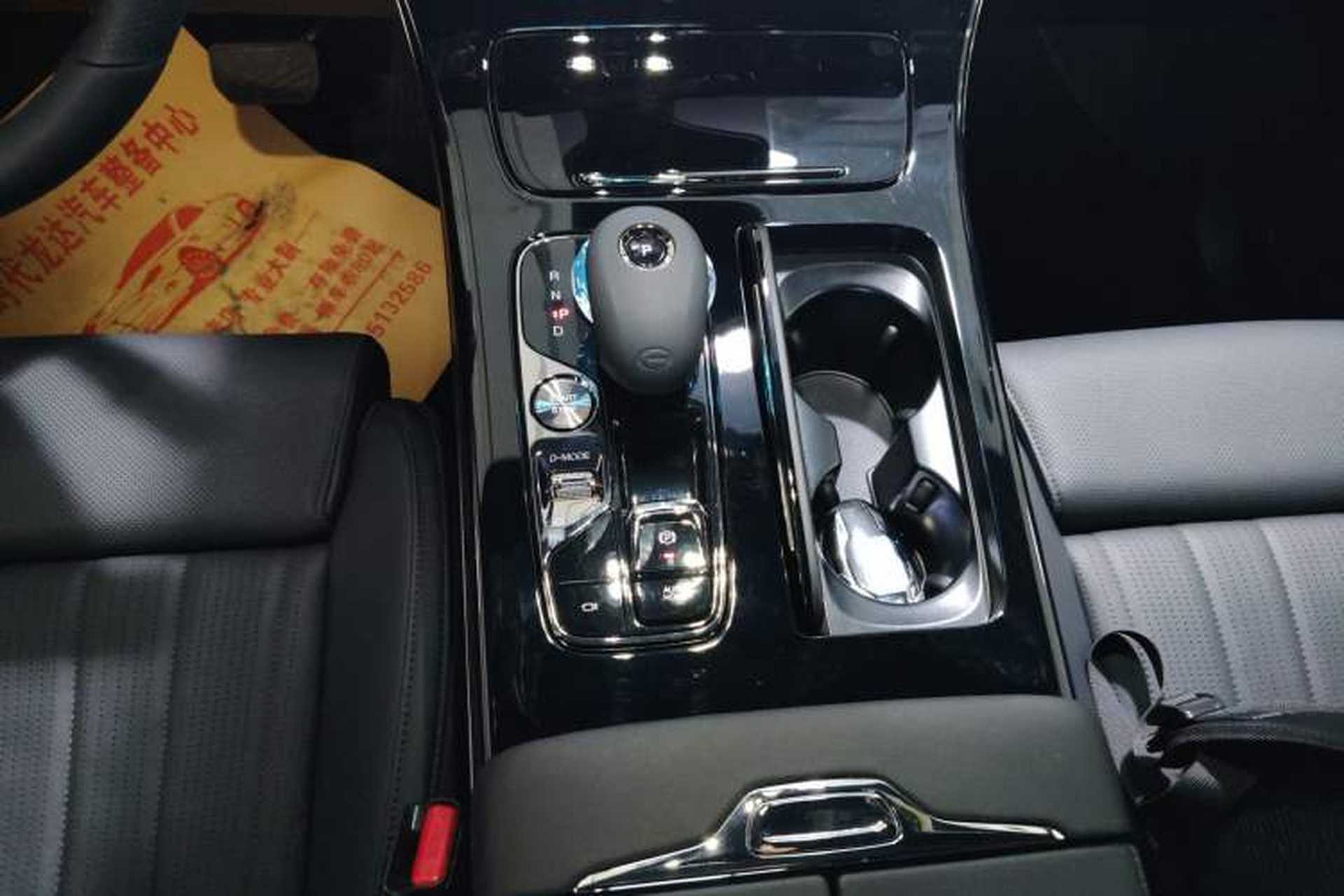 Used GAC Trumpchi M8 2025 Zongshi Series Super Hybrid Edition Gear Lever