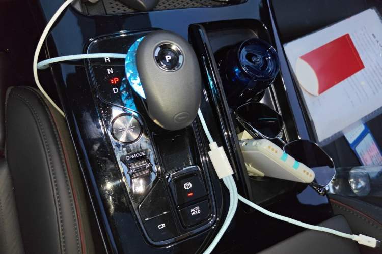 Used GAC Trumpchi M8 2025 Zongshi Series Super Hybrid Edition Gear Lever