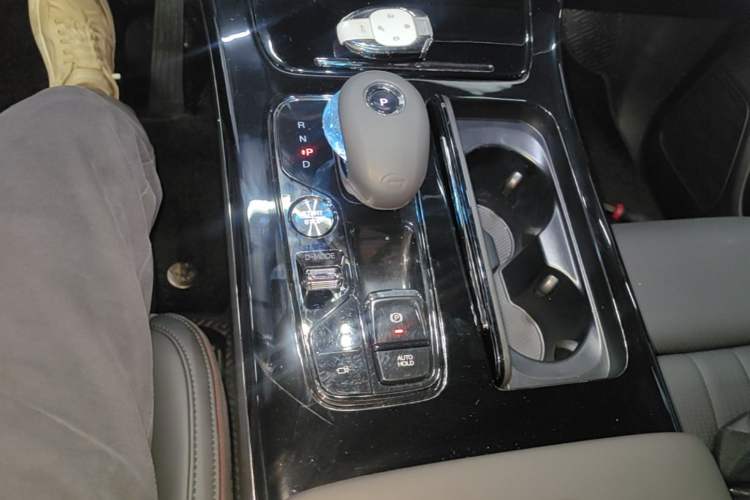 Used GAC Trumpchi M8 2025 Zongshi Series Super Hybrid Edition Gear Lever