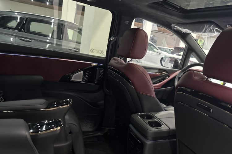Used GAC Trumpchi M8 2025 Zongshi Series Super Hybrid Edition Interior 2