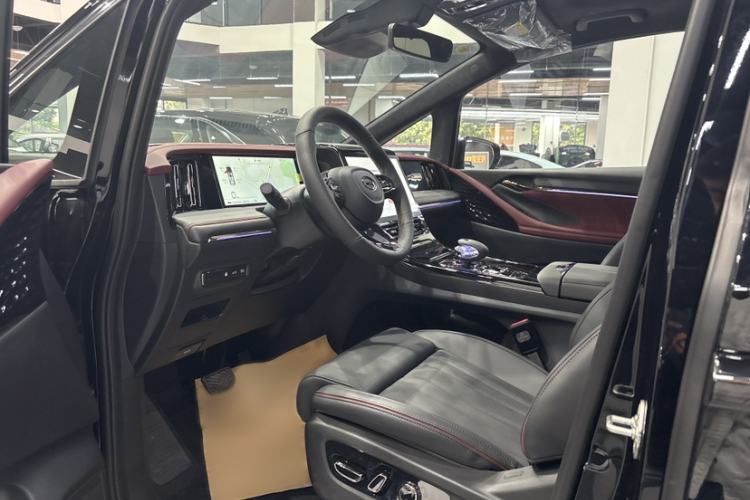 Used GAC Trumpchi M8 2025 Zongshi Series Super Hybrid Edition Interior 3