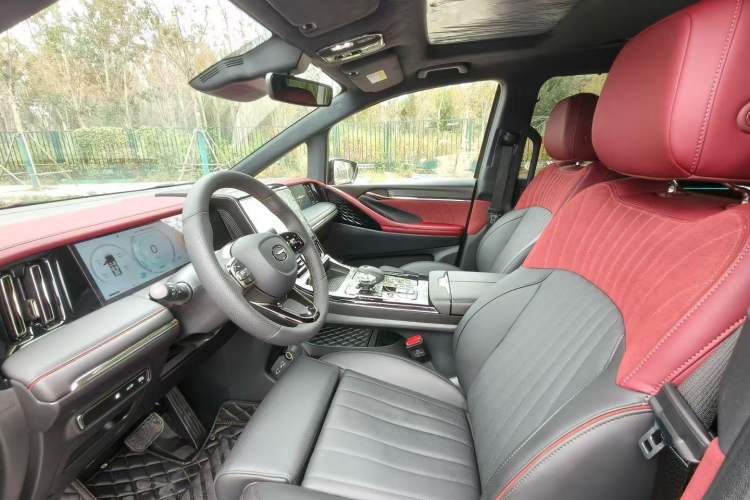 Used GAC Trumpchi M8 2025 Zongshi Series Super Hybrid Edition Interior 4
