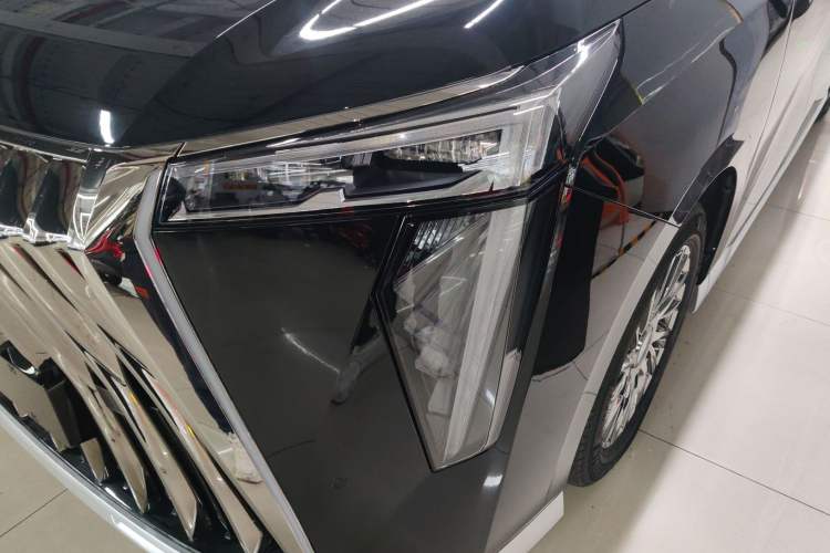 Used GAC Trumpchi M8 2025 Zongshi Series Super Hybrid Edition Left Front Headlight