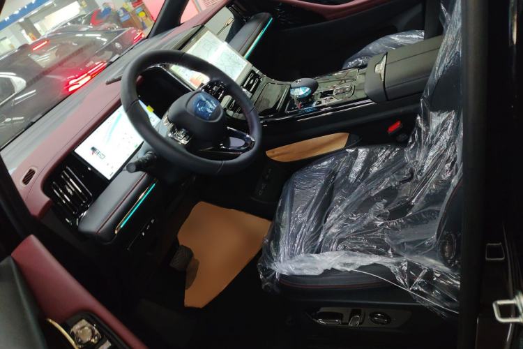 Used GAC Trumpchi M8 2025 Zongshi Series Super Hybrid Edition Left Front Seat
