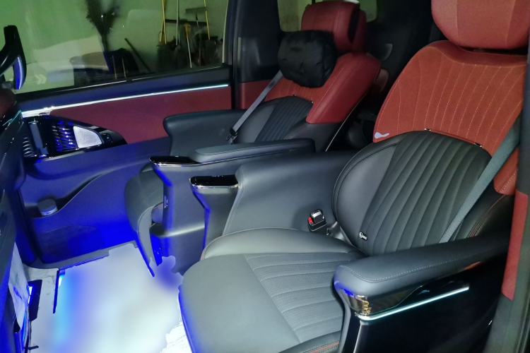 Used GAC Trumpchi M8 2025 Zongshi Series Super Hybrid Edition Left Rear Seat