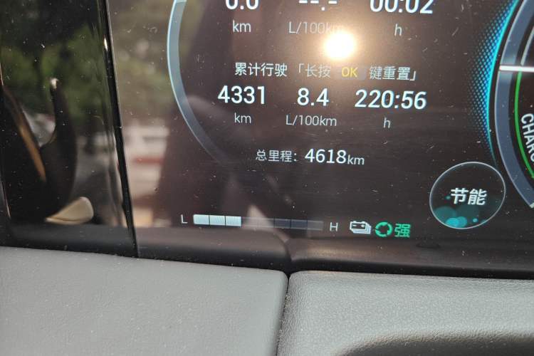 Used GAC Trumpchi M8 2025 Zongshi Series Super Hybrid Edition Odometer Close Up