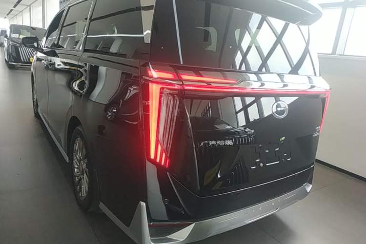 Used GAC Trumpchi M8 2025 Zongshi Series Super Hybrid Edition Rear Left 45 Deg