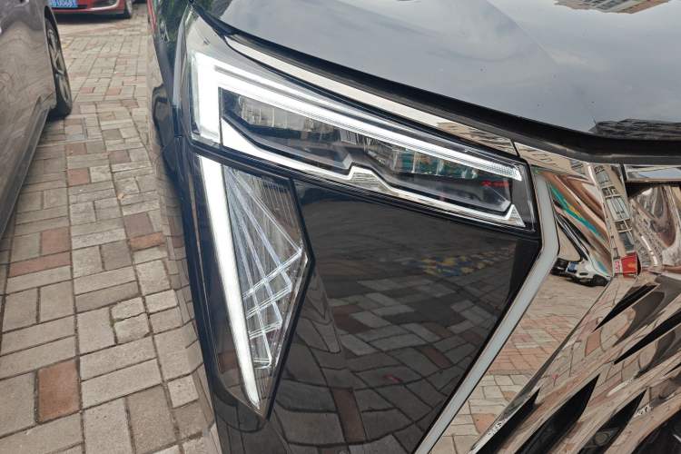 Used GAC Trumpchi M8 2025 Zongshi Series Super Hybrid Edition Right Front Headlight