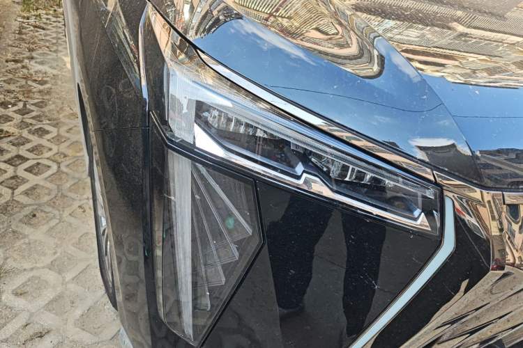 Used GAC Trumpchi M8 2025 Zongshi Series Super Hybrid Edition Right Front Headlight