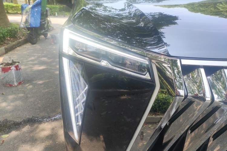 Used GAC Trumpchi M8 2025 Zongshi Series Super Hybrid Edition Right Front Headlight