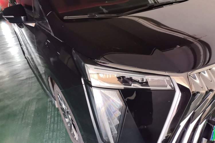 Used GAC Trumpchi M8 2025 Zongshi Series Super Hybrid Edition Right Front Headlight
