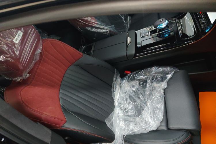 Used GAC Trumpchi M8 2025 Zongshi Series Super Hybrid Edition Right Front Seat