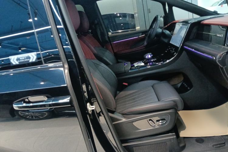 Used GAC Trumpchi M8 2025 Zongshi Series Super Hybrid Edition Right Front Seat