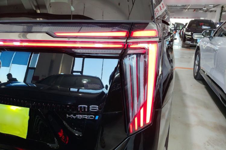 Used GAC Trumpchi M8 2025 Zongshi Series Super Hybrid Edition Right Rear Taillight