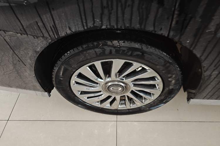 Used GAC Trumpchi M8 2025 Zongshi Series Super Hybrid Edition Right Rear Wheel Hub