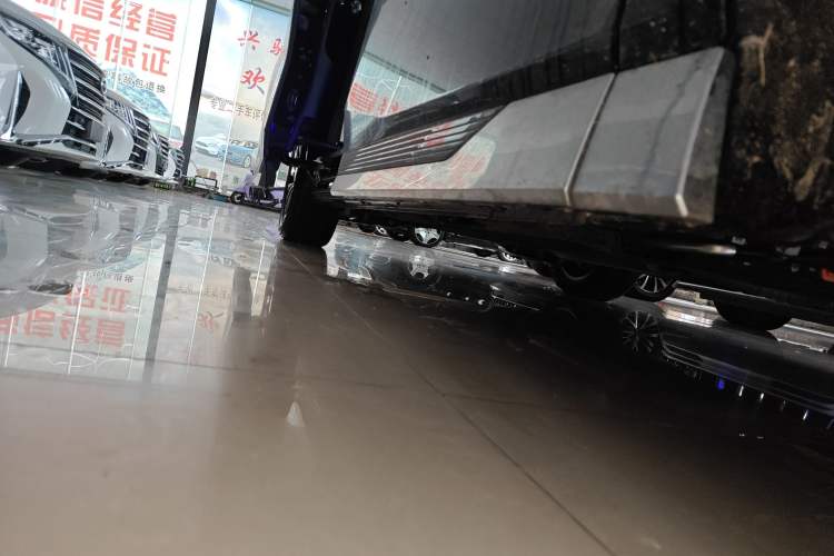 Used GAC Trumpchi M8 2025 Zongshi Series Super Hybrid Edition Right Side Sill