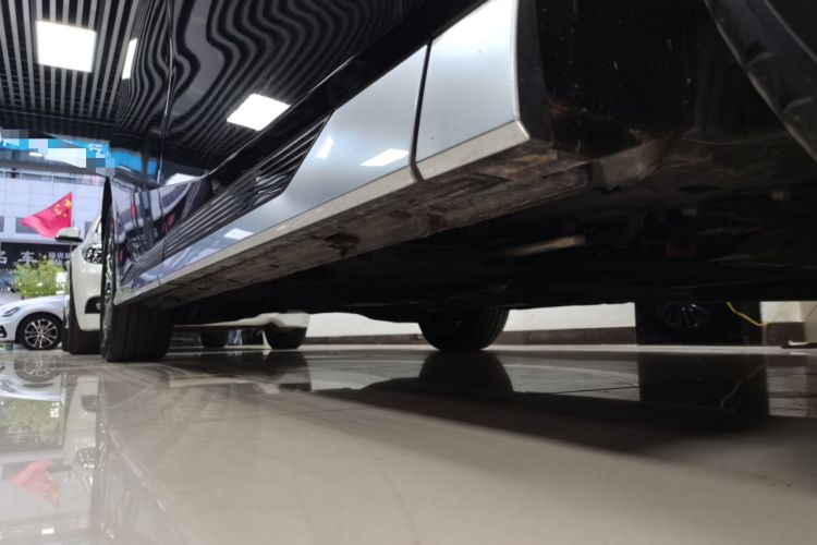 Used GAC Trumpchi M8 2025 Zongshi Series Super Hybrid Edition Right Side Sill