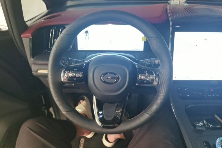 Used GAC Trumpchi M8 2025 Zongshi Series Super Hybrid Edition Steering Wheel