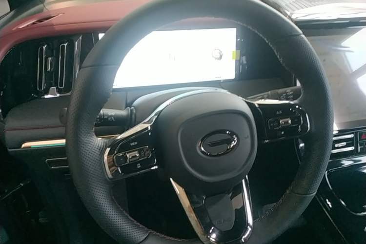 Used GAC Trumpchi M8 2025 Zongshi Series Super Hybrid Edition Steering Wheel